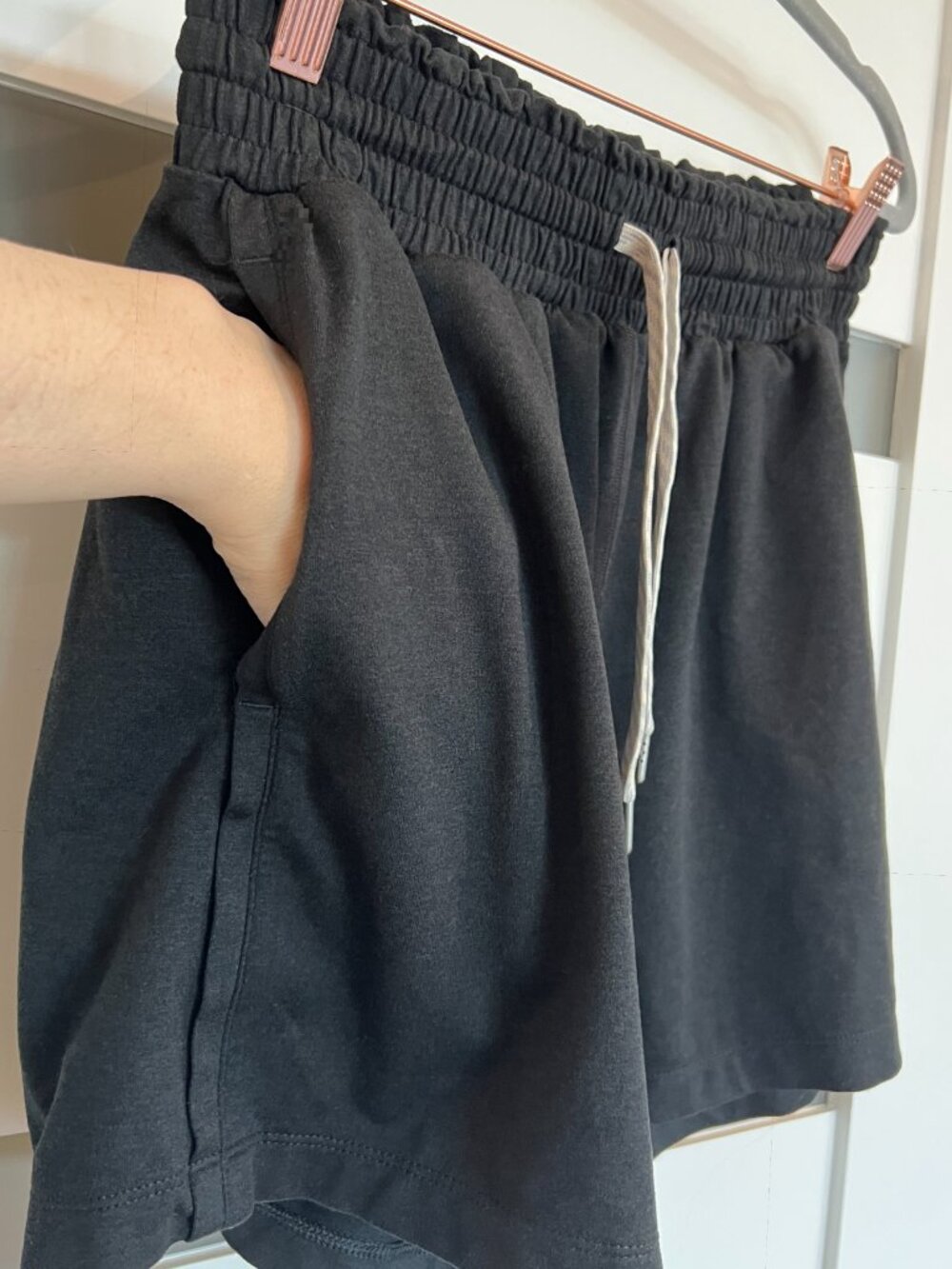 Vuori Halo Boxy Short Women's DreamKnit Shorts, Black Heather - Picture 6 of 16